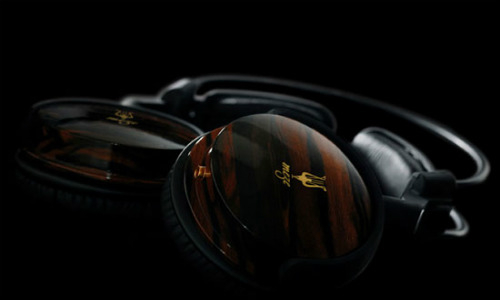 Classic headphones