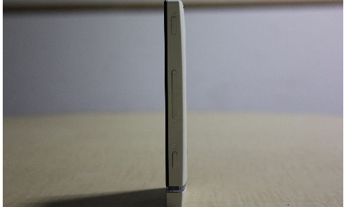 Sony Xperia U Shot -3