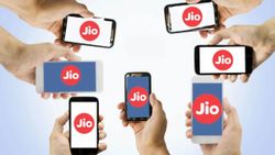 അ‌ങ്കവും കാണാം താളിയും ഒടിക്കാം! ഈ ജിയോ പ്ലാനുകൾ വിട്ടുകളയരുത്, ഞായറാഴ്ച ഉപയോഗപ്പെടും