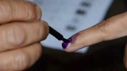 ലോക്സഭാ തിരഞ്ഞെടുപ്പ് 2024; വെയിൽ കൊള്ളേണ്ട, കഷ്ടപ്പെടേണ്ട; ഇത്തവണ വീട്ടിലിരുന്ന് വോട്ട് ചെയ്യാം