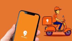 ഇനി ഫുഡ് അടി കൂടുമല്ലോ! സ്വന്തം യുപിഐ പേയ്മെന്റുമായി സ്വിഗ്ഗി