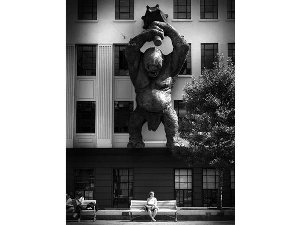 ദേ ഇങ്ങോട്ട് നോക്ക്യേ...