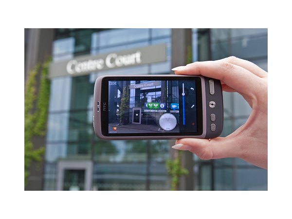 ക്യാമറ (കുറഞ്ഞത് 5 എംപി, വീഡിയോ കോളിംഗ് വേണമെങ്കില്‍ മുന്‍ക്യാമറ)