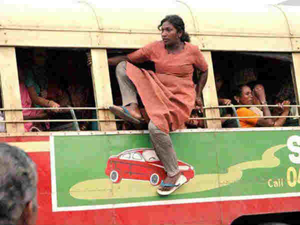 ചില നാടന് കാഴ്ചകള്