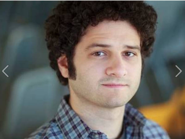 ഡസ്റ്റിന്‍ മസ്‌കോവിറ്റ്‌സ്