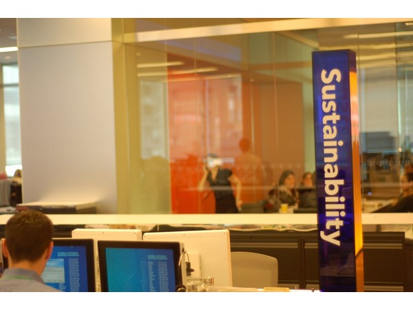 ബ്ലൂംബെര്‍ഗ്