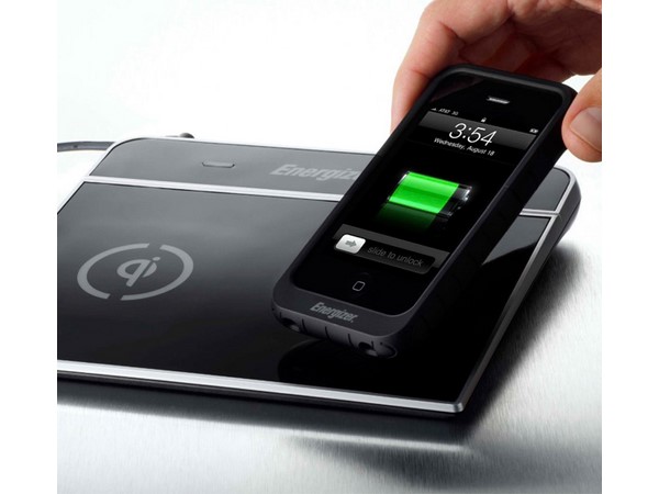 അന്തംവിട്ട് പോകുന്ന ഒരു പിടി സ്മാര്‍ട്ട്‌ഫോണ്‍ ചാര്‍ജറുകള്‍ ഇതാ....!