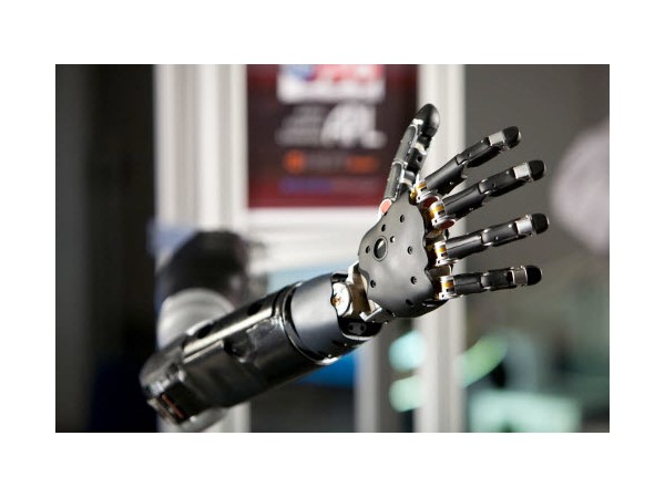 8 മനസ്സറിയും യന്ത്രങ്ങള്‍ ഇതാ...!