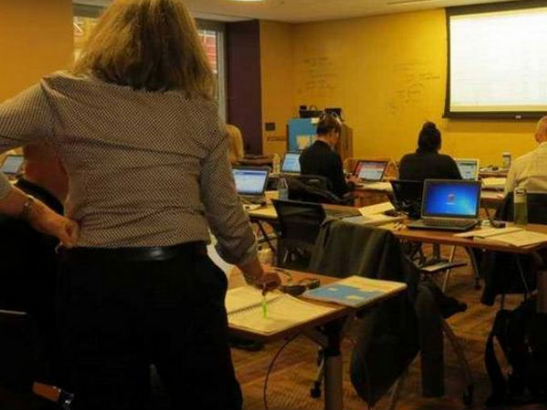 ഇപ്പോള്‍ 90,000 ഡോളറില്‍ കൂടുതല്‍ ശബളം ലഭിക്കുന്ന ടെക്ക് ജോലികള്‍...!