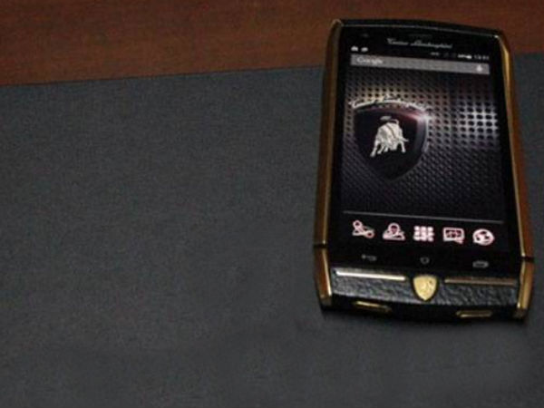 'കണ്ണ് തളളിക്കുന്ന' 4 ലക്ഷത്തിന്റെ ലംബോര്‍ഗിനിയുടെ പ്രത്യേകതകള്‍....! 