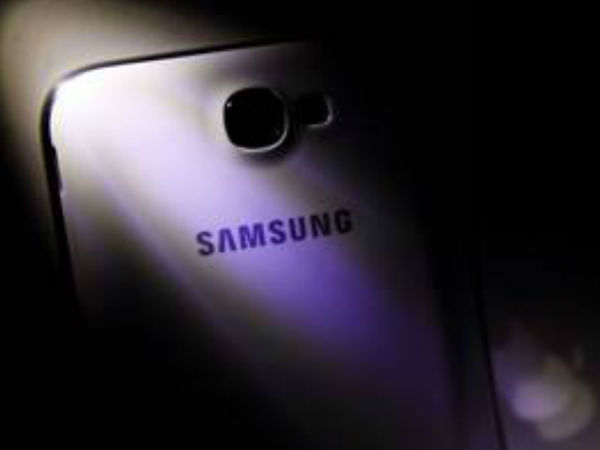 സാംസങ് ഗ്യാലക്‌സി എസ്6 അവതരണ വിവരങ്ങള്‍ 'ഭൂതക്കണ്ണാടിയിലൂടെ'....!