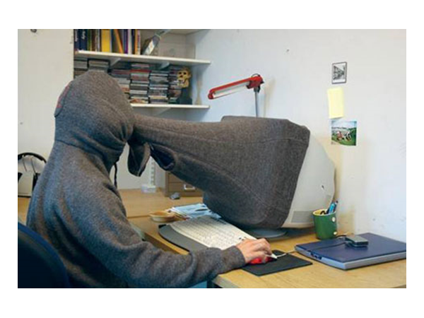 ടെക്‌നോളജി ആളുകളെ പ്രതികൂലമായി ബാധിക്കുന്നത് എങ്ങനെ...!