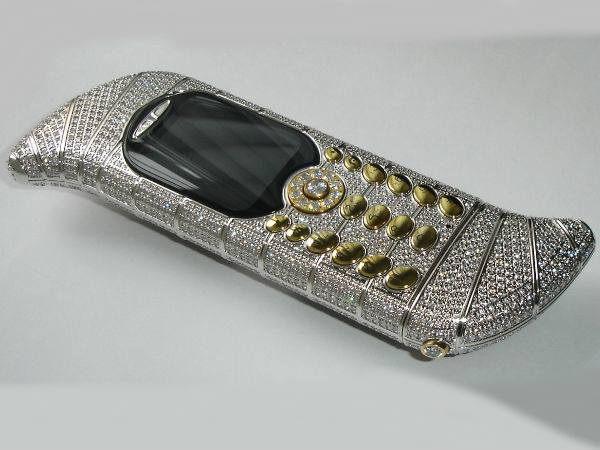 ലോകത്തിലെ ഏറ്റവും വിലപിടിപ്പുളള ഫോണുകള്‍ ഇതാ...!