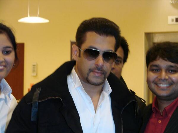 സല്‍മാന്റെ ട്വീറ്റ് വിശേഷങ്ങള്‍...!