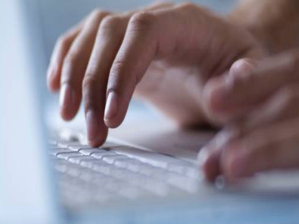 വാട്ട്‌സ്ആപ്: സ്മാര്‍ട്ട്‌ഫോണ്‍ യുഗത്തിലെ ഏറ്റവും വലിയ ആസക്തി...!