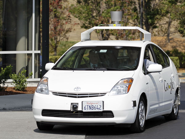 ഡ്രൈവര്‍ ഇല്ലാ കാറുകളെ സംബന്ധിച്ച് തീര്‍ച്ചയായും അറിഞ്ഞിരിക്കേണ്ട നാല് കാര്യങ്ങള്‍...!