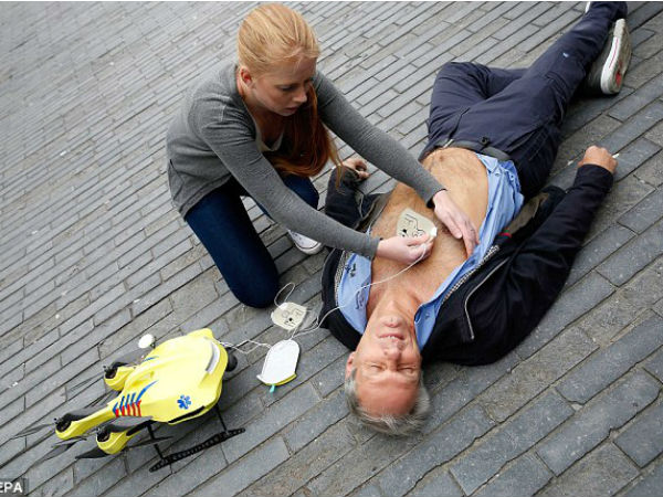 അപകട സ്ഥലത്ത് ഒരു മിനിറ്റില്‍ പറന്നെത്തുന്ന ആബുലന്‍സ് ഡ്രോണ്‍ ഇതാ...!