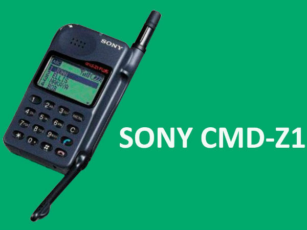 ആളുകള്‍ വാങ്ങിയ വിചിത്രമായ ആകൃതിയിലുളള ഫോണുകള്‍...!