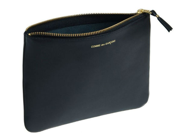 കാലവര്‍ഷത്തില്‍ ഫോണിനെ വെളളത്തില്‍ നിന്ന് സംരക്ഷിക്കുന്നതെങ്ങനെ...!