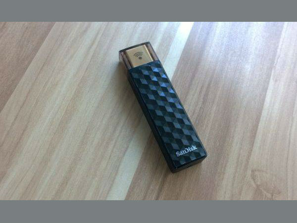 കണക്ട് വയര്‍ലെസ് സ്റ്റിക്ക്‌