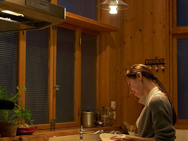 പാട്ട് പാടുന്ന ബള്‍ബുമായ് സോണി