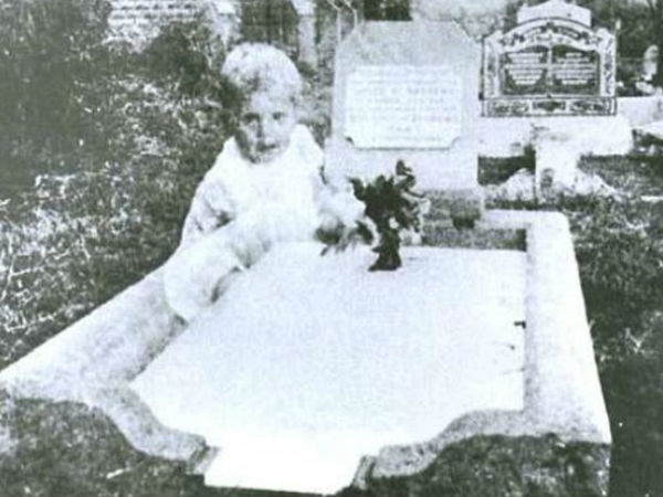 പ്രേതങ്ങള്‍ ക്യാമറയില്‍