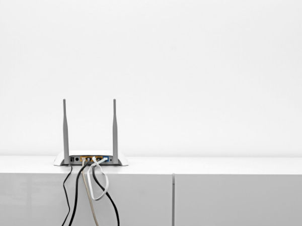 വായുവിലൂടെ വൈദ്യുതി