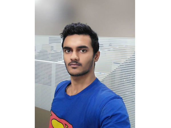 10 സ്മാര്‍ട്ട്ഫോണ്‍ = 10 സെല്‍ഫി..!!