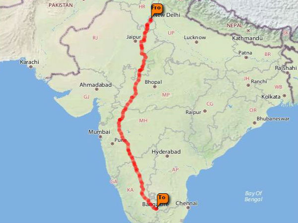 സ്വന്തമായി സോളാര്‍ കാര്‍ നിര്‍മ്മിച്ച 63കാരന്‍