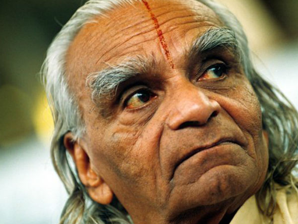 ഗൂഗിള്‍ 'യോഗ' ചെയ്യുന്നു