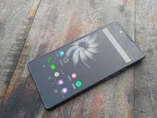 ആപ്പിളിനെ വെല്ലുവിളിച്ചുകൊണ്ട് 'യു യുട്ടോപ്യ'