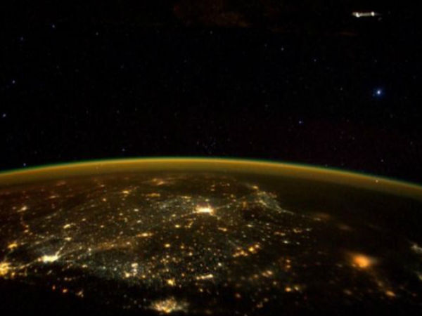 ബഹിരാകാശത്ത് നിന്നും ഇന്ത്യയുടെ മനോഹാരിത‍..!!