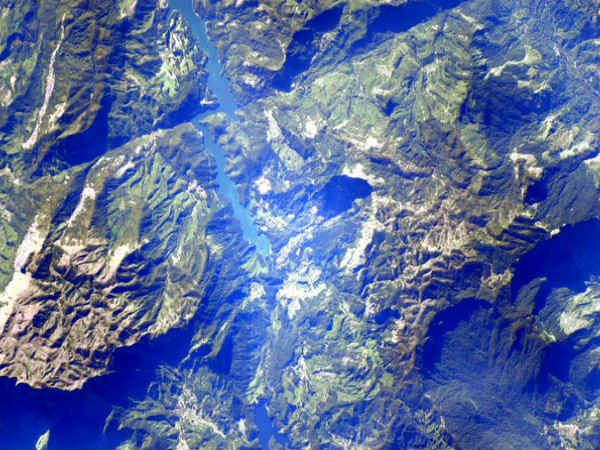 ബഹിരാകാശത്ത് നിന്നും ഇന്ത്യയുടെ മനോഹാരിത‍..!!