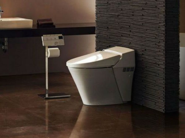 ടെക്നോളജിയുടെ കൈകള്‍ നീളുന്നു..!!