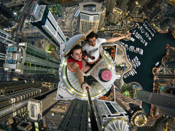 ഇങ്ങനെയും സെല്‍ഫിയെടുക്കാമോ..?!