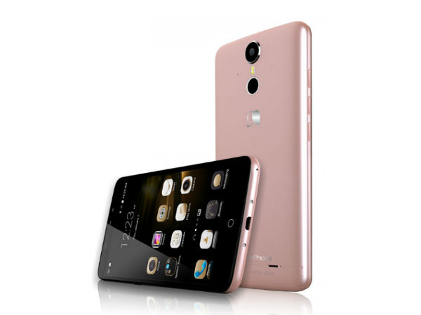 കേരളത്തില്‍ നിന്നൊരു സ്മാര്‍ട്ട്‌ഫോണ്‍..!!