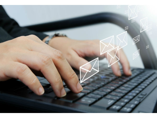 ഇ-മെയിലിന്‍റെ പിതാവിന് ആദരാജ്ഞലികള്‍..!!