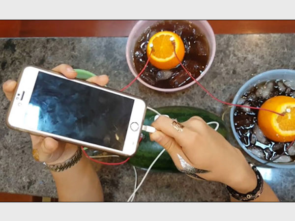 സോഫ്റ്റ് ഡ്രിങ്ക് ഉപയോഗിച്ച് ചാര്‍ജ്ജ് ചെയ്യാം