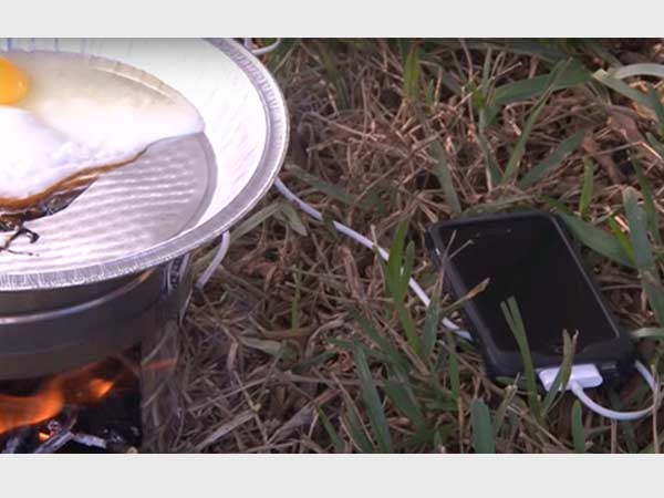 തീ ഉപയോഗിച്ച് ചാര്‍ജ്ജ് ചെയ്യാം