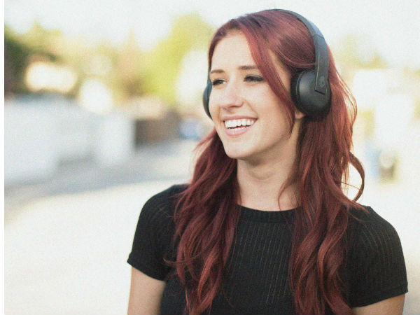 കാതില്‍ വയ്ക്കരുത്