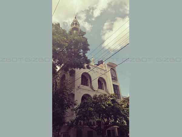 ദൂരെ നിന്നും എടുത്ത ഫോട്ടോ