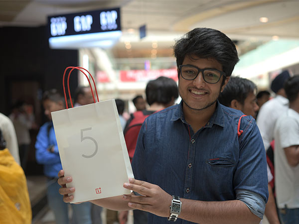 വളരെ ശക്തിയില്‍ വണ്‍പ്ലസ് 5