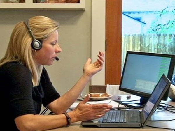 ഓണ്‍ലൈന്‍ ടീച്ചര്‍ (ഓണ്‍ലൈന്‍ ട്യൂട്ടര്‍)