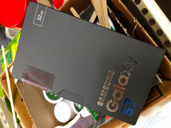 ഈ ഫോണുകള്‍ വിപണിയില്‍ എത്തിയത്