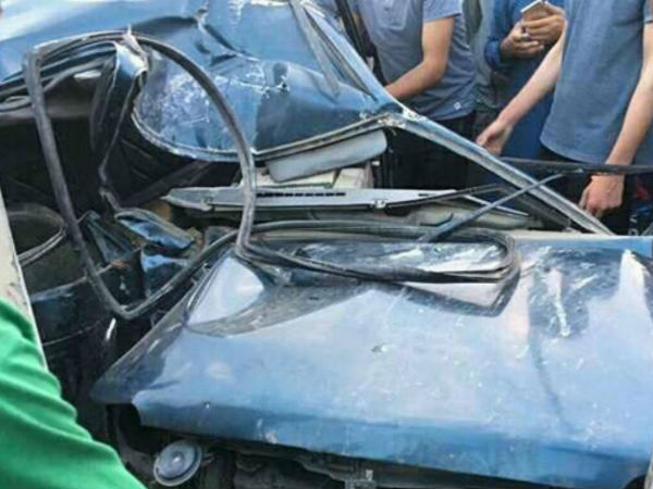 വാഹനം പൂര്‍ണ്ണമായും തകര്‍ന്നു