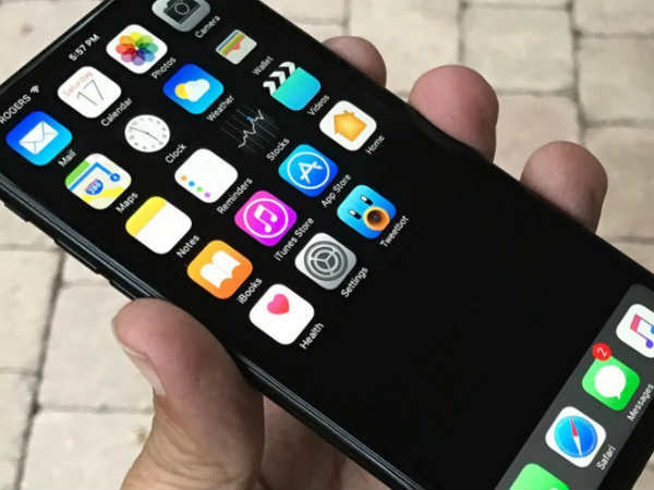 ഐഫോണ്‍ 8 ഡിസ്‌പ്ലേ/ സ്‌റ്റോറേജ്