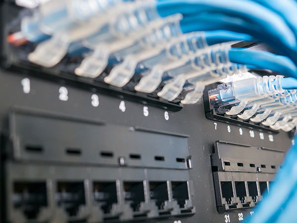 റൂട്ടര്‍