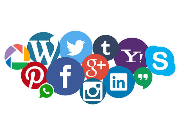 സോഷ്യല്‍ മീഡിയ