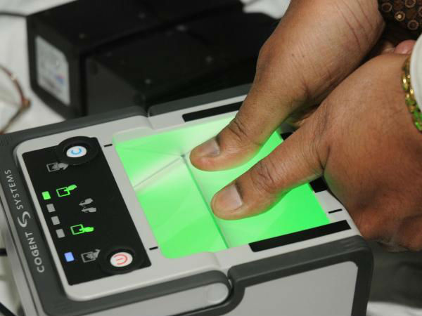 ആധാര്‍ ബയോമെട്രിക്‌സിന്റെ അപകട സാധ്യത