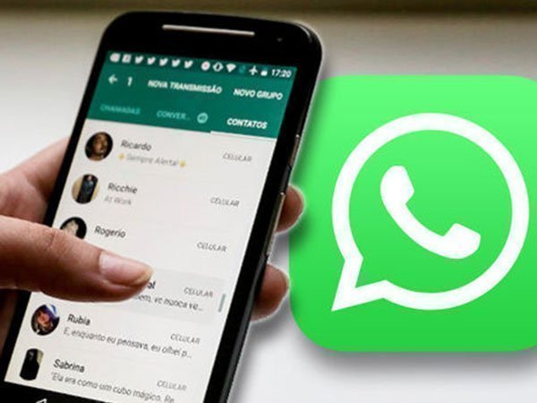 ഗ്രൂപ്പ് ചാറ്റില്‍ വ്യക്തിഗത മറുപടി